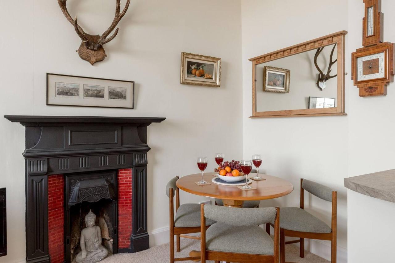 Stunning Panoramic Views: Heart Of The Royal Mile Apartman EDI Kültér fotó