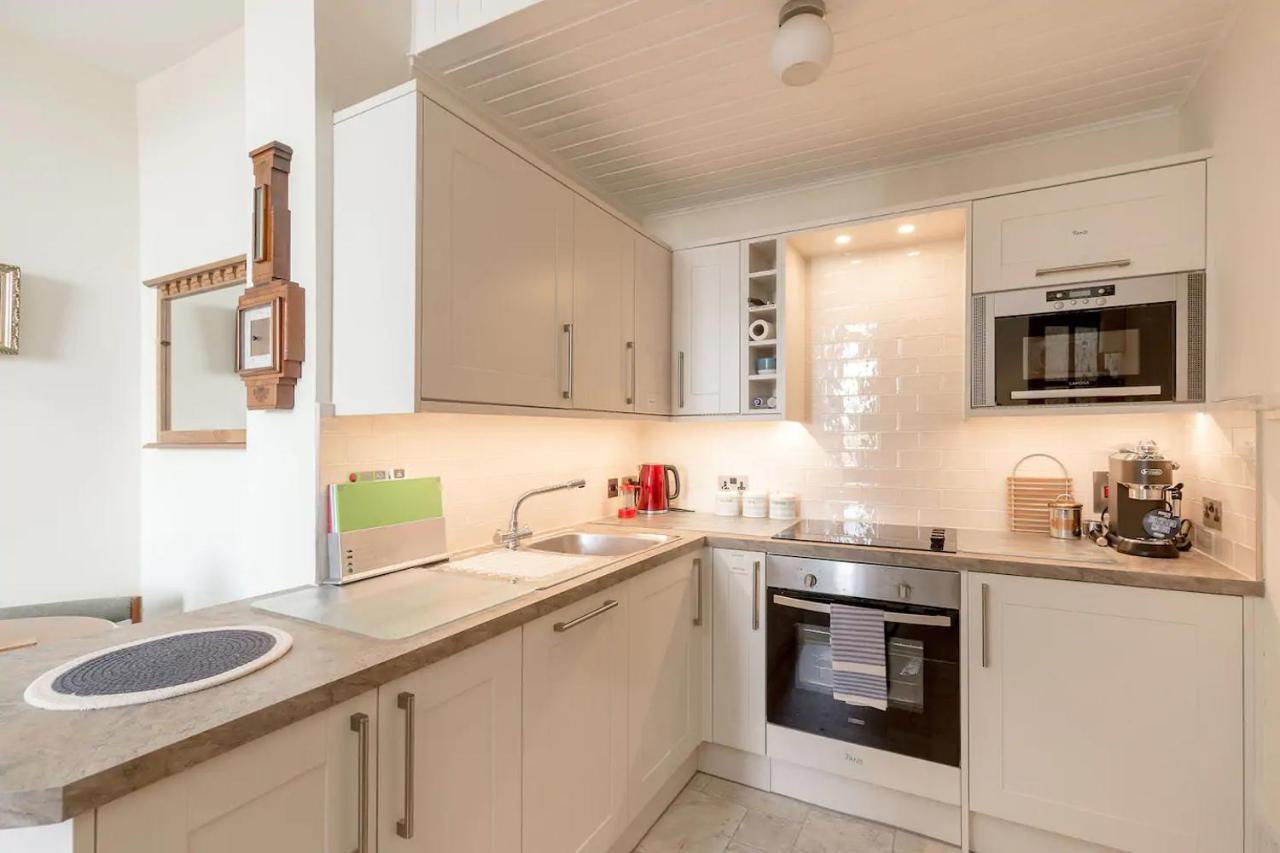 Stunning Panoramic Views: Heart Of The Royal Mile Apartman EDI Kültér fotó